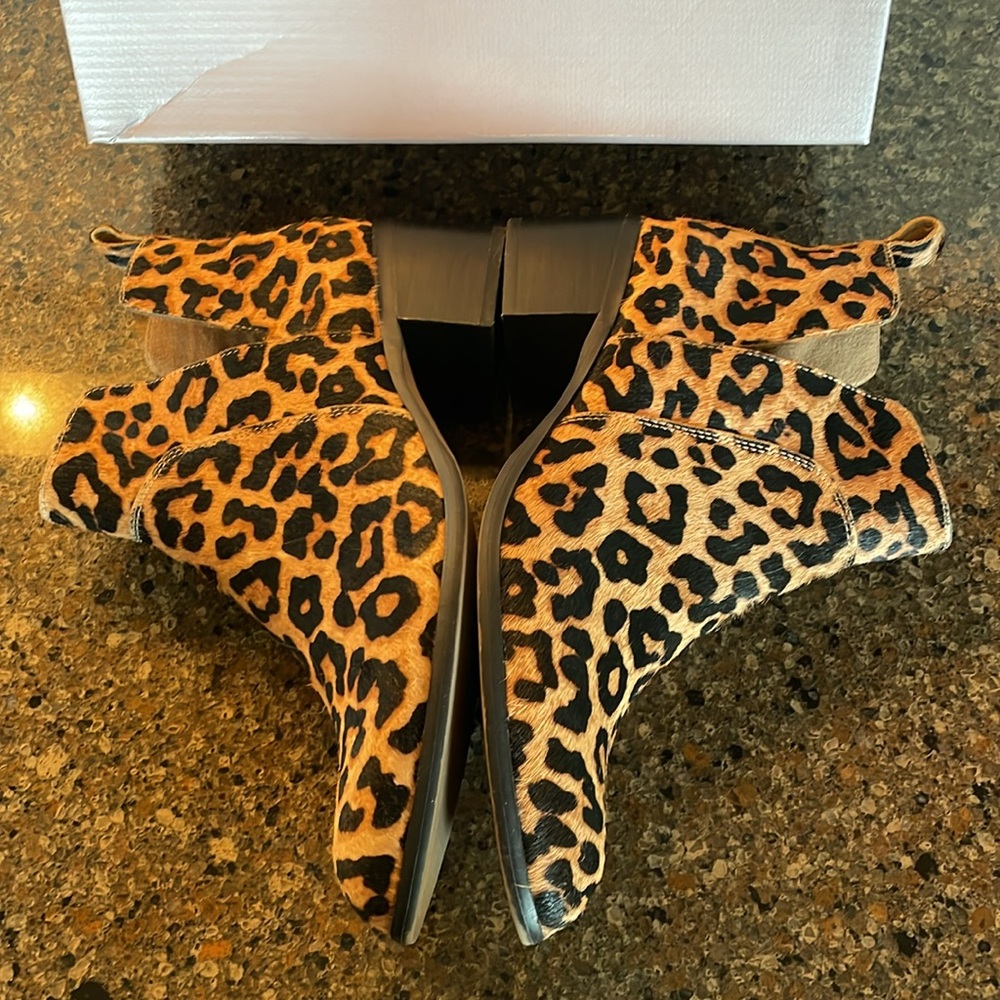 NIB Franco Sarto Richland 2 Leopard Calf Fur Animal Print Booties Boots Size 8.5 - Picture 6 of 9